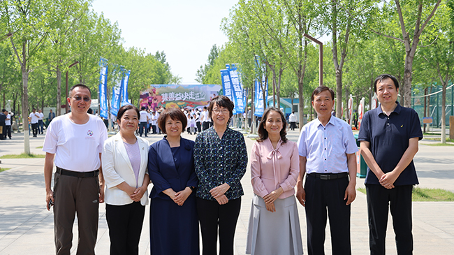 图为活动现场